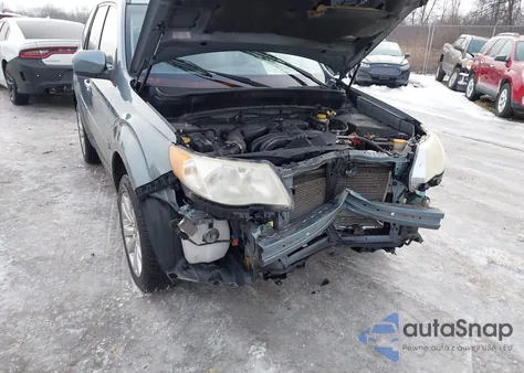 2011 Subaru Forester 2.5X Premium из США, поврежденный, VIN JF2SHBDCXBH740355